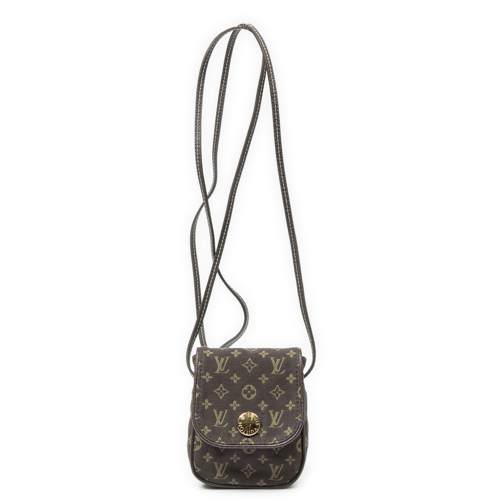 Louis Vuitton Pochette Cancun